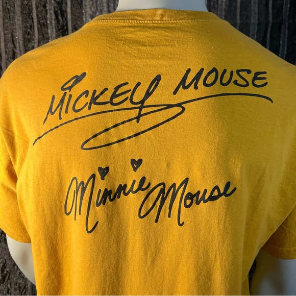 Disney Mickey & Minnie Mouse graphic T-shirt - Picture 5 of 7